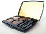 Makeup Compact presentation photo